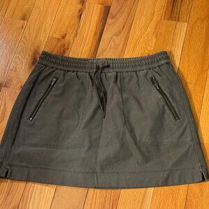 Athleta Farallon skirt size 6